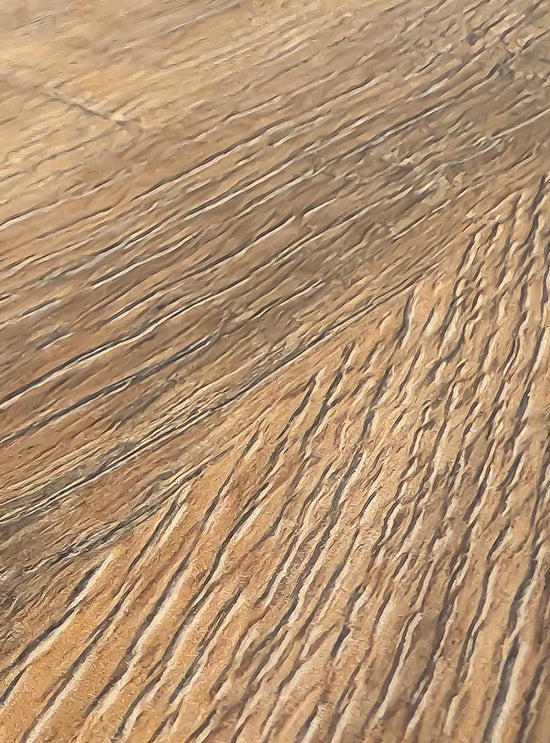 Un décor bois différent par modèle<div>Pour le modèle de ce mois nous avons choisi le Chêne Sherman Cognac, de manière à apporter le sérieux et le luxe nécessaire ...</div>