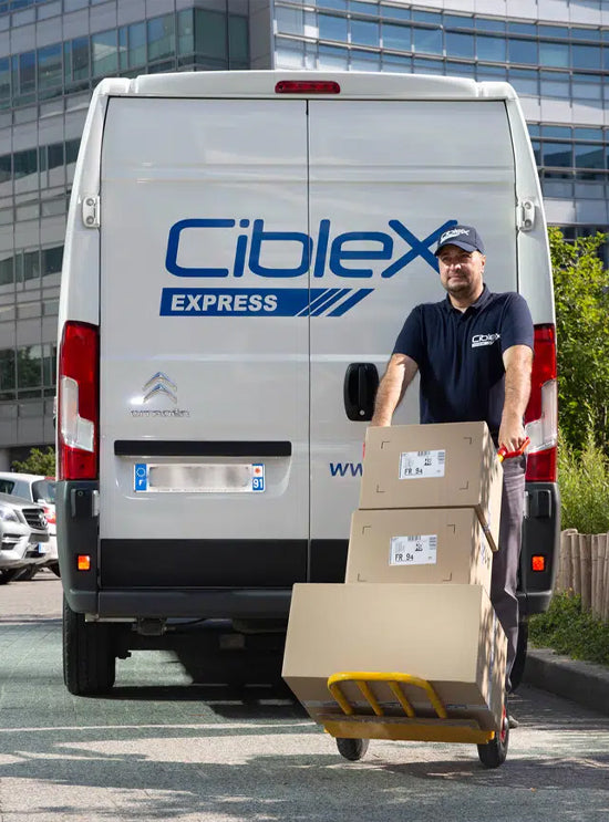 Une livraison par Siblex Express<div>Afin de vous livrer avec soin et rapidité, nous avons choisi ce transporteur, reconnu pour son expertise dans les grand formats ...</div>